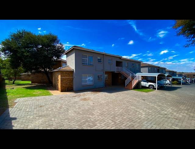 3 BEDROOM APARTMENT FOR SALE IN GROBLERPARK